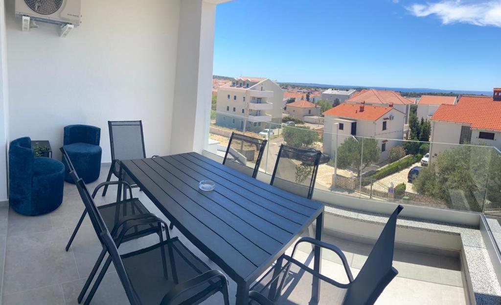 Sunset Apartments Новаля Екстериор снимка